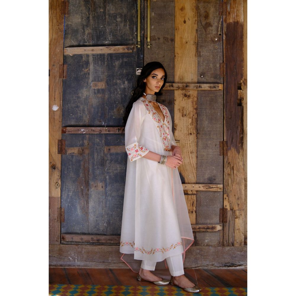 SHIKHA MEHTA Kora Sofia Kurta with Pant and Dupatta (Set of 3)