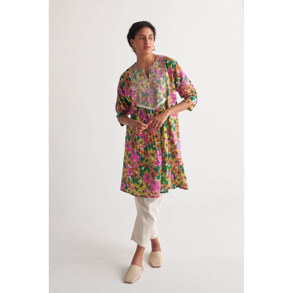 Shivani Bhargava Multihued Gardenia Couching Yoke Cape with Pintuck Pants (Set of 2)