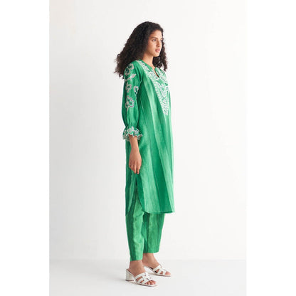 Shivani Bhargava Green Melange Cutwork & Cross-Stitch Kurta (Set of 2)