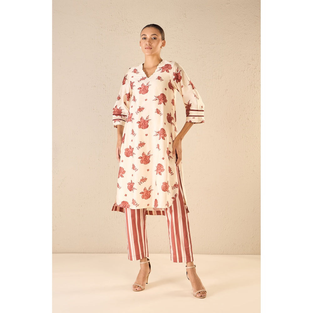 Shivani Bhargava Red Rose V-Neck Kurta with Pant and Dupatta (Set of 3)