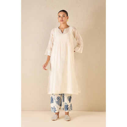 Shivani Bhargava Floral Ivory Kurta with Pant and Dupatta (Set of 3)