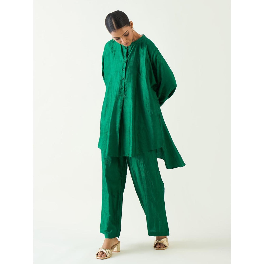 Shivani Bhargava Green Ira Silk Kimono Kurta with Pant (Set of 2)