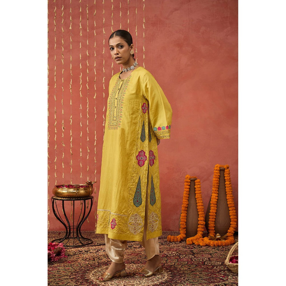 Shivani Bhargava Pragya Embroidered Silk Kali Kurta with Dhoti and Dupatta (Set of 3)