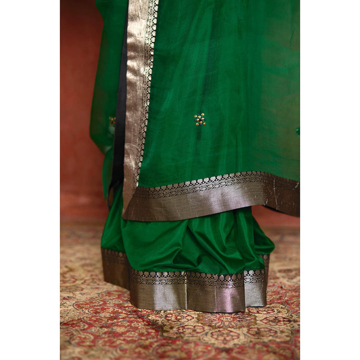 SHORSHE Green Silk Organza Saree with black brocade without Blouse