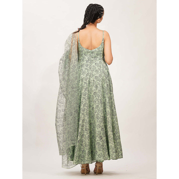 Shruti S Green Hand Painted And Embroidered Anarkali (Set of 3)