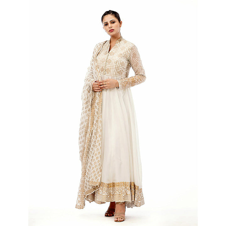 Shruti S Off White Metallic Printed Anarkali (Set of 3)