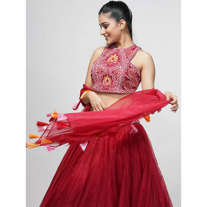 Shruti S Red Thread Work Lehenga (Set of 3)