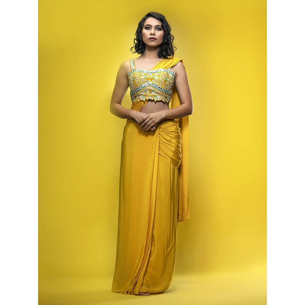 Shruti S Yellow Pre-Stitched Blouse Saree With Blouse with Stitched Blouse