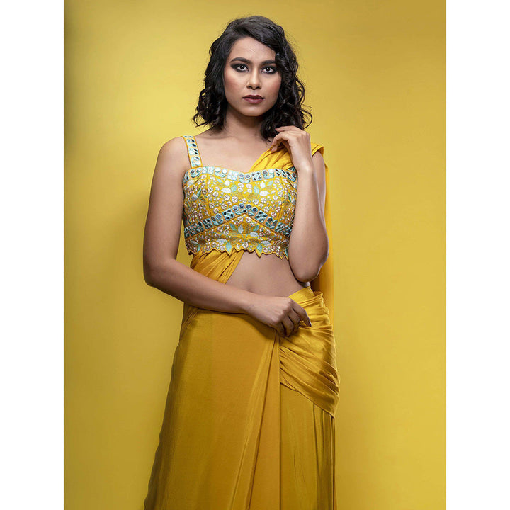 Shruti S Yellow Pre-Stitched Blouse Saree With Blouse with Stitched Blouse