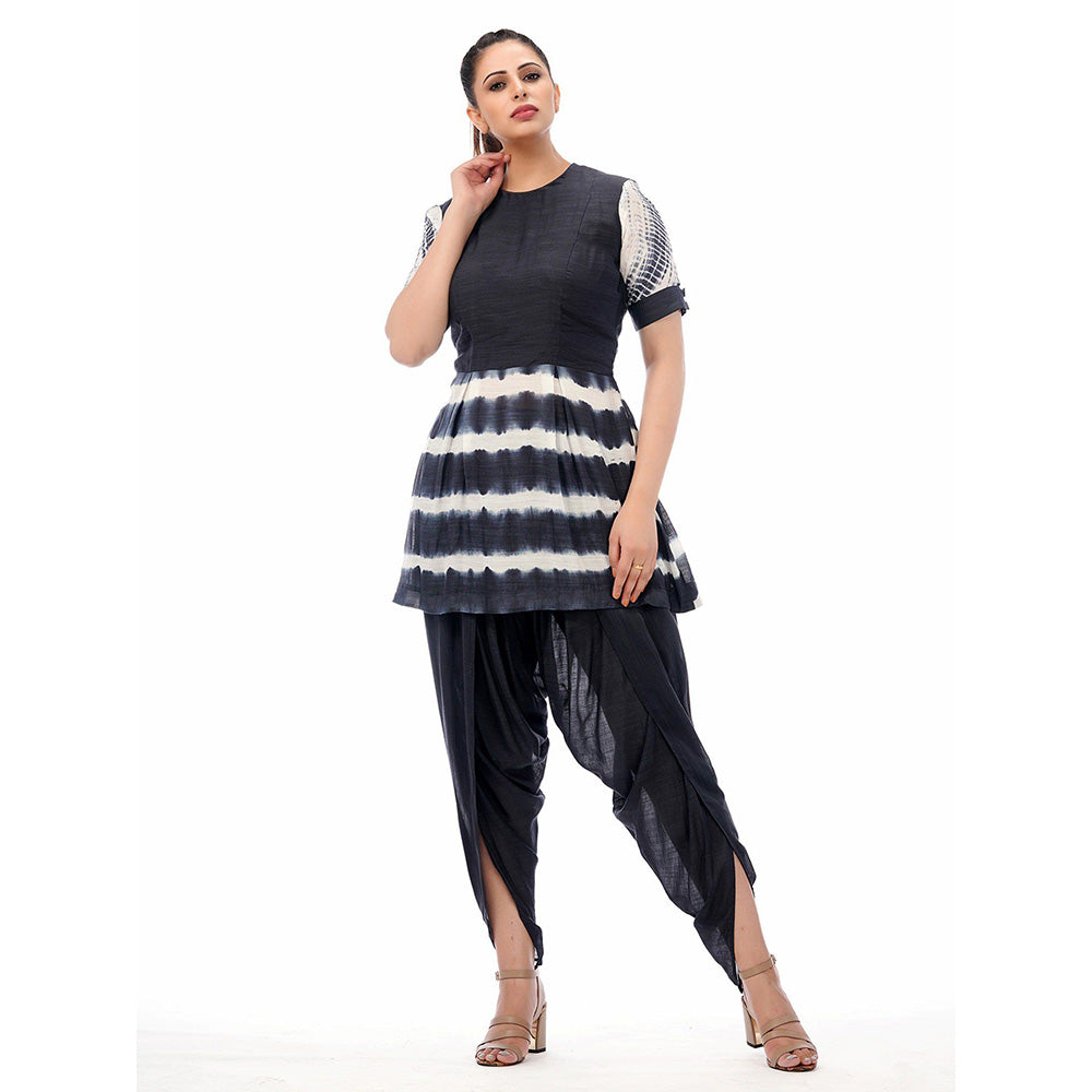 Shruti S Dark Navy Tie Dye Peplum Dhoti (Set of 2)