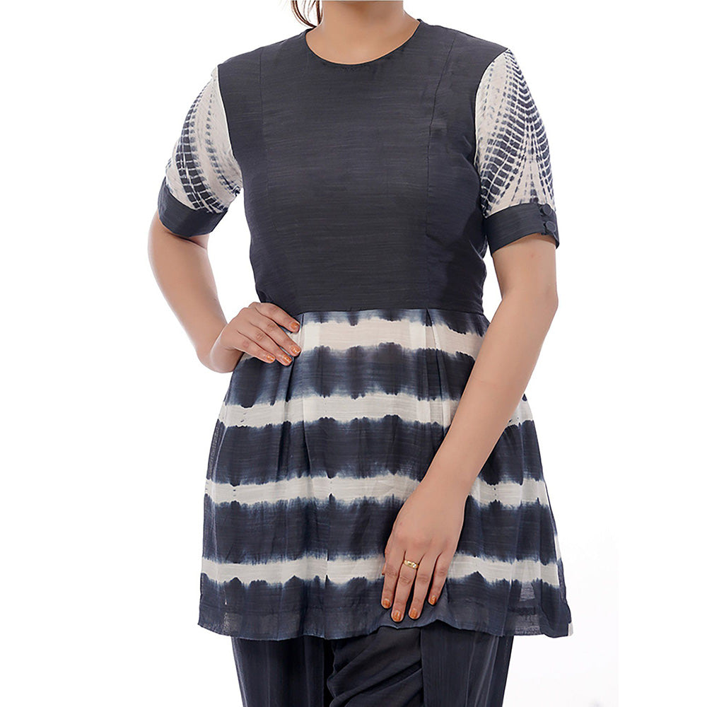 Shruti S Dark Navy Tie Dye Peplum Dhoti (Set of 2)