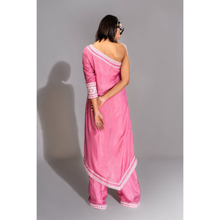 Shruti S Pink Off-Shoulder Kurta and Pant (Set of 2)