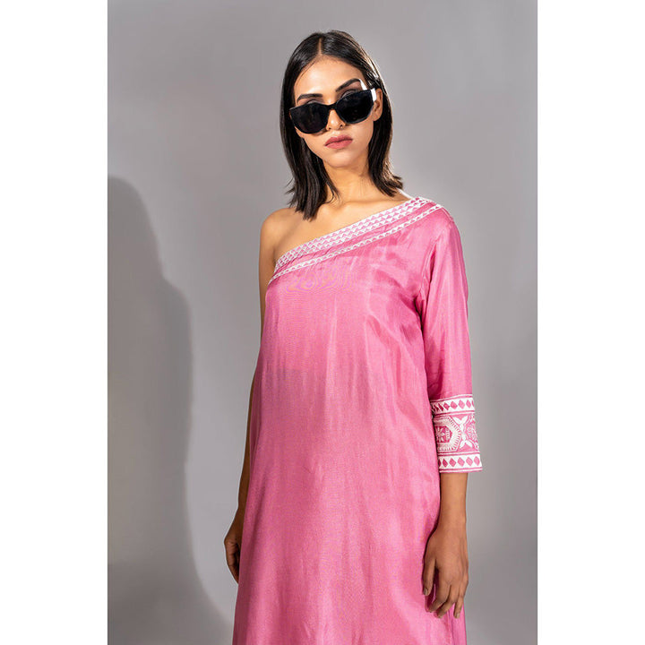 Shruti S Pink Off-Shoulder Kurta and Pant (Set of 2)