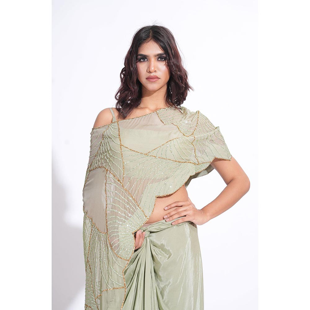 Shruti S Embroidered Green Top With Dhoti And Cape