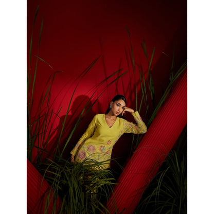 Shreeka Yellow Embroidered Kurta And Shaara Georgette (Set of 3)