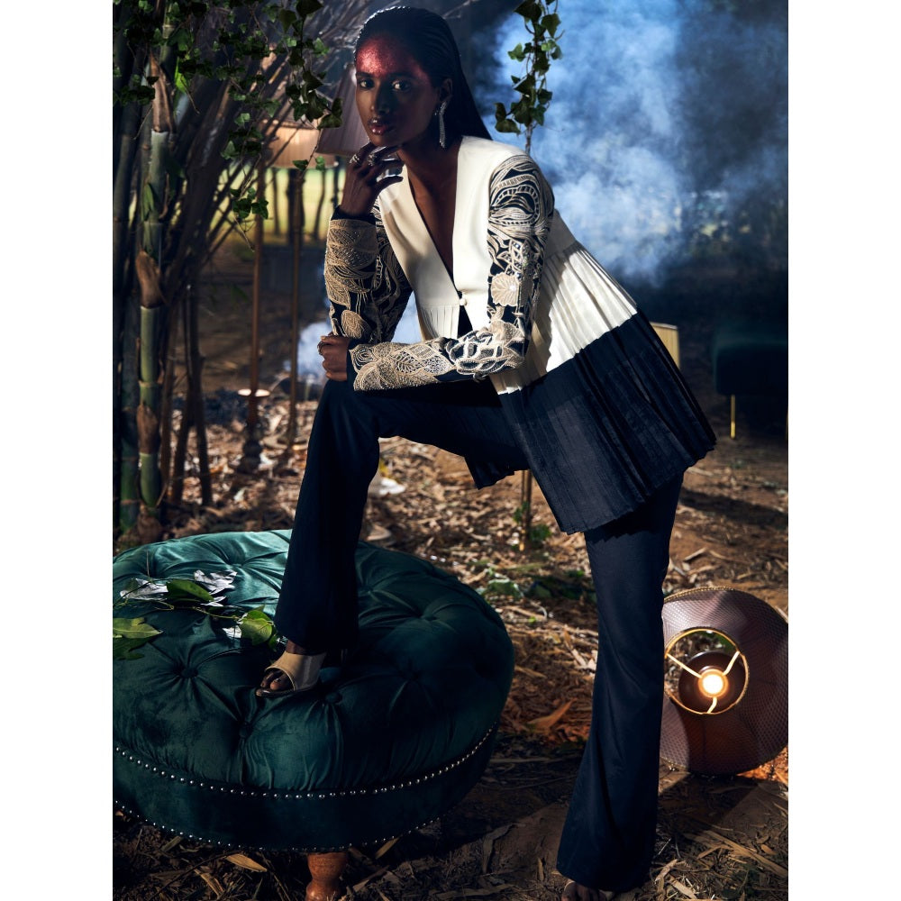 Shreeka Black And White Power Dressing Silk Jacket (Set of 3)