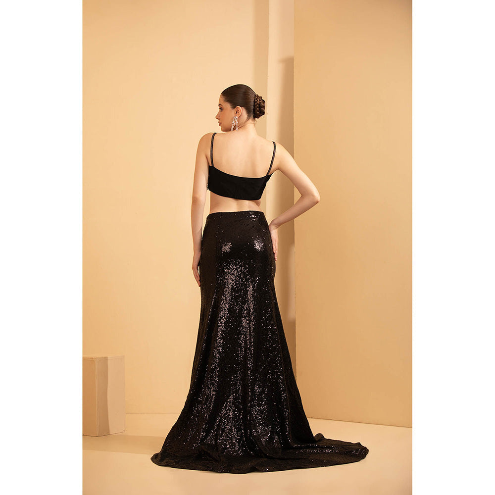 Shriya Dahlia Black Bustier with Fish Cut Skirt (Set of 2)