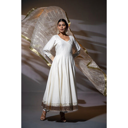 Shweta Dabas Fiza Ivory Angarkha Kurta with Pant and Dupatta (Set of 3)