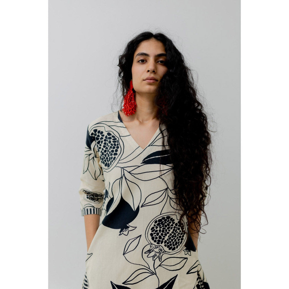 Silai Studio Cream Pomegranate Print Kurta and Pants (Set of 2)