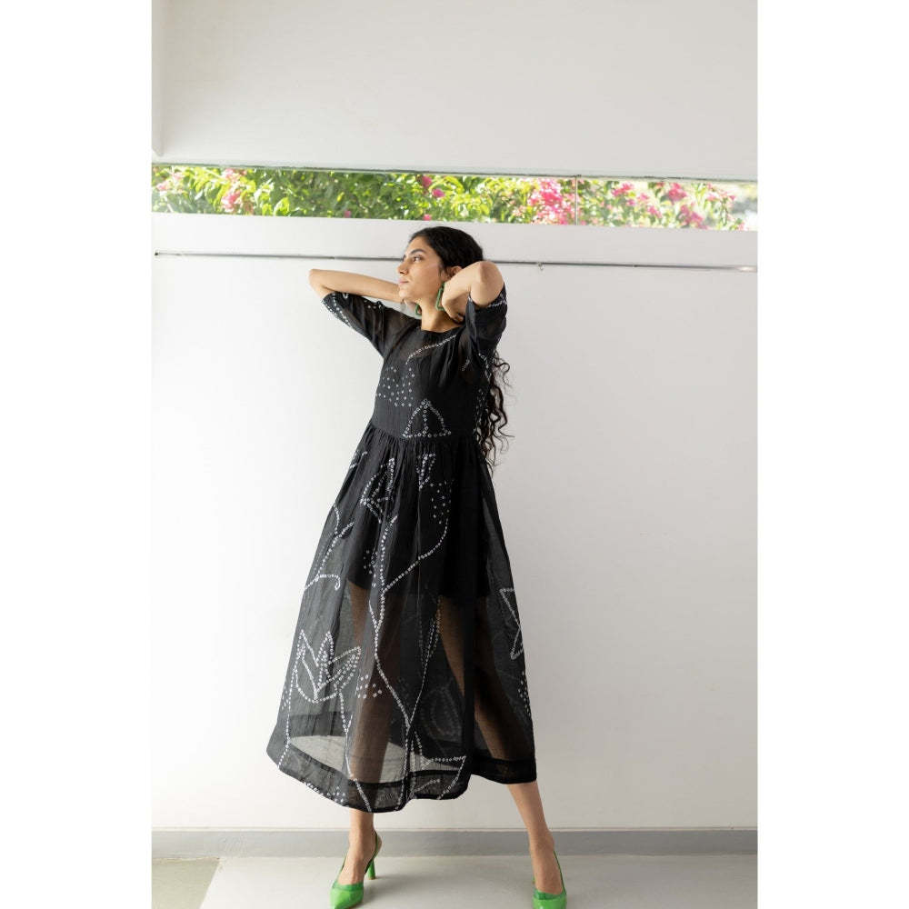 Silai Studio Black Bandhani Maxi Dress with Slip (Set of 2)