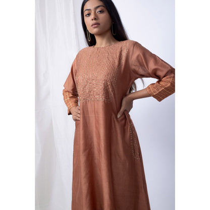 Silai Studio Cinnamon Brown Kurta Pants with Dupatta (Set of 3)