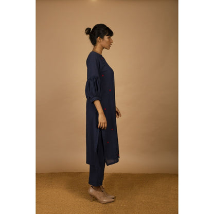 Silai Studio Neer Kurta With Pant for Women (Set of 2)
