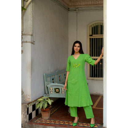 Silai Studio Firth Kurta and Pant (Set of 2)