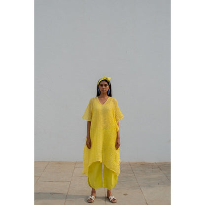 Silai Studio Iced Lemon Kaftan with Inner (Set of 2)