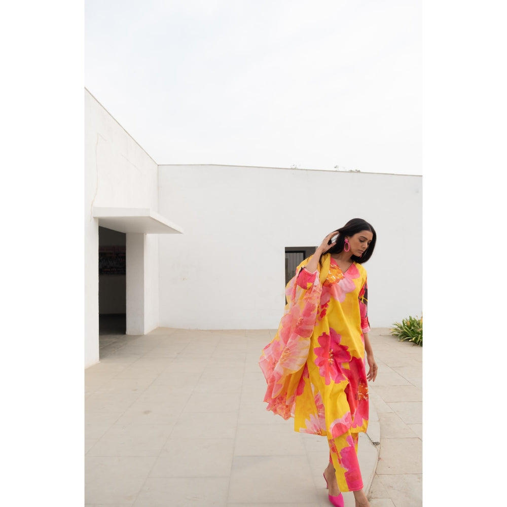Silai Studio Floral Rhapsody Kurta