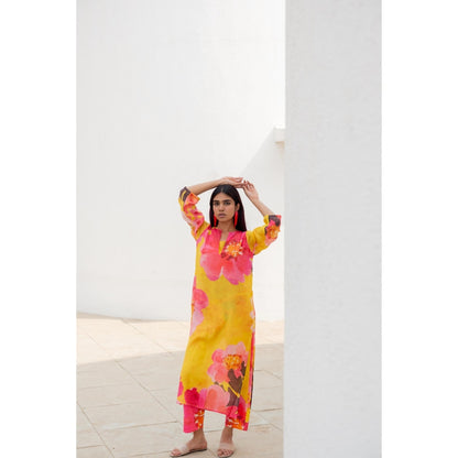 Silai Studio Tuscany Flowers Kurta with Inner (Set of 2)