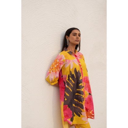 Silai Studio Floral Rhapsody Co-Ord (Set of 2)