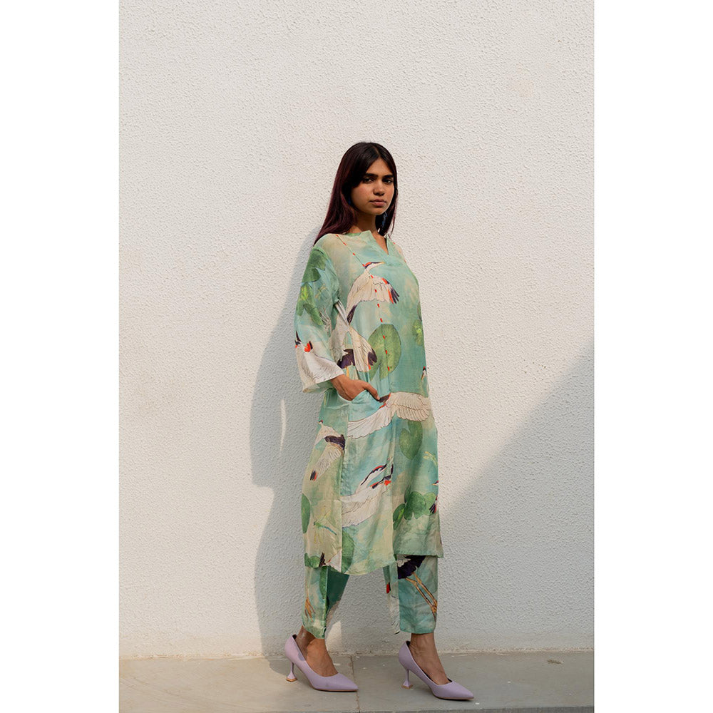 Silai Studio Oriental Cranes Frogs Kurta with Pant and Inner (Set of 3)
