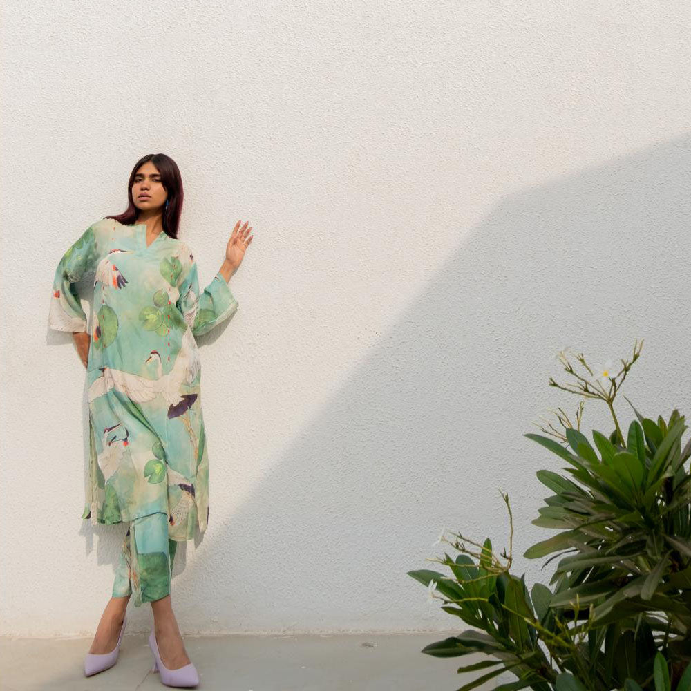 Silai Studio Oriental Cranes Frogs Kurta with Pant and Inner (Set of 3)