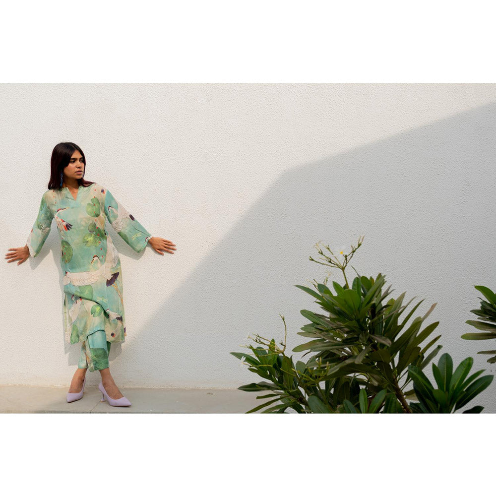 Silai Studio Oriental Cranes Frogs Kurta with Pant and Inner (Set of 3)