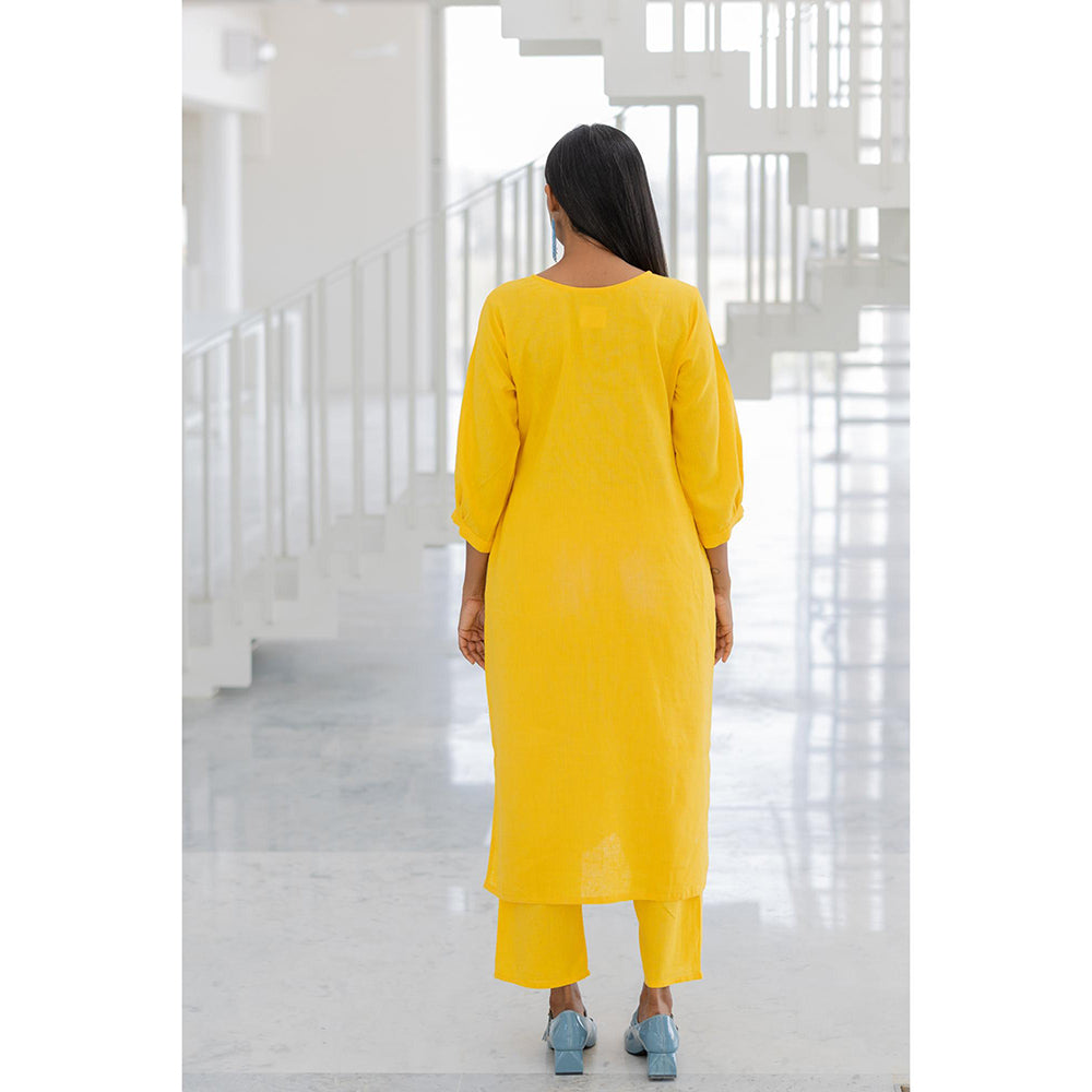 Silai Studio Sunflower Yellow Kurta and Pant (Set of 2)