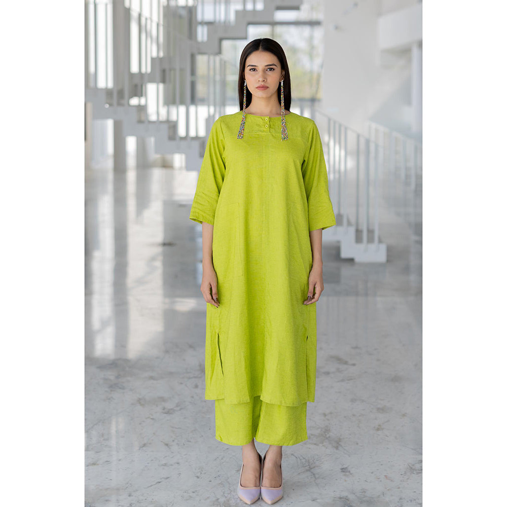 Silai Studio Avocado Green Kurta and Pant (Set of 2)