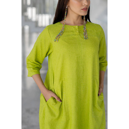 Silai Studio Avocado Green Kurta and Pant (Set of 2)