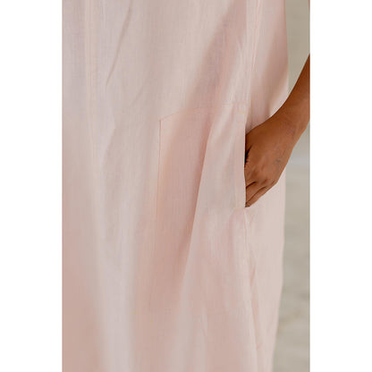 Silai Studio Oyster Pink Solid Kurta and Pant (Set of 2)
