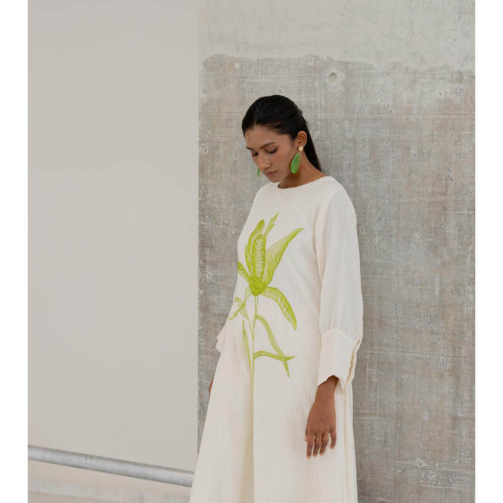 Silai Studio Vanilla Mist Embroidered Kurta and Pant (Set of 2)