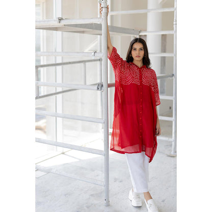 Silai Studio Ruby Swirl Bandhani Kurta with Slip and Pant (Set of 3)