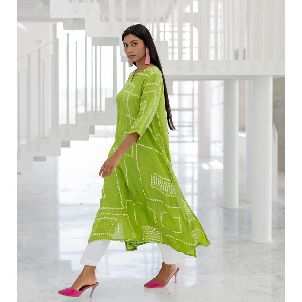 Silai Studio Terra Green Bandhej Silk Kurta and Pant (Set of 2)