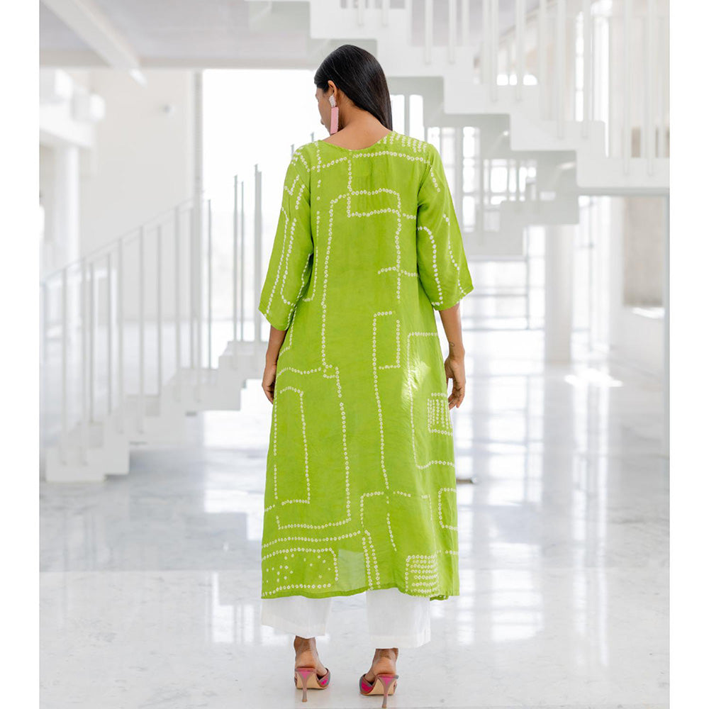 Silai Studio Terra Green Bandhej Silk Kurta and Pant (Set of 2)