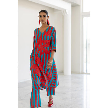 Silai Studio Sky Fire Striped Applique Kurta and Pant (Set of 2)