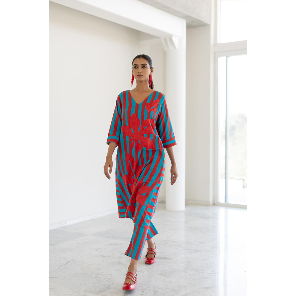 Silai Studio Sky Fire Striped Applique Kurta