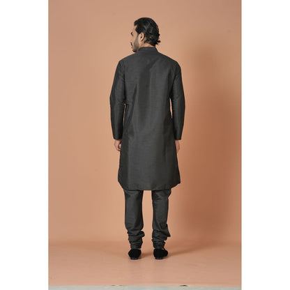 Simaaya Black Premium Quality Silk Made Kurta for Men