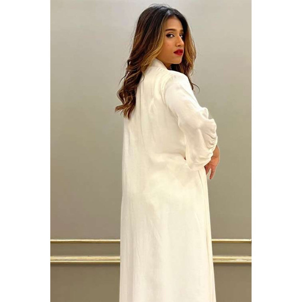 Label Simran Kochher White Surreal Netted Kurta With Pant (Set of 2)