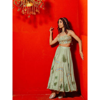 Simmi Guntaj Green Short Hand painted Lehenga with Blouse and Dupatta (Set of 3)