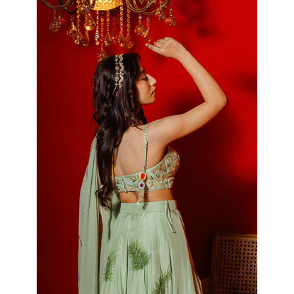 Simmi Guntaj Green Short Hand painted Lehenga with Blouse and Dupatta (Set of 3)