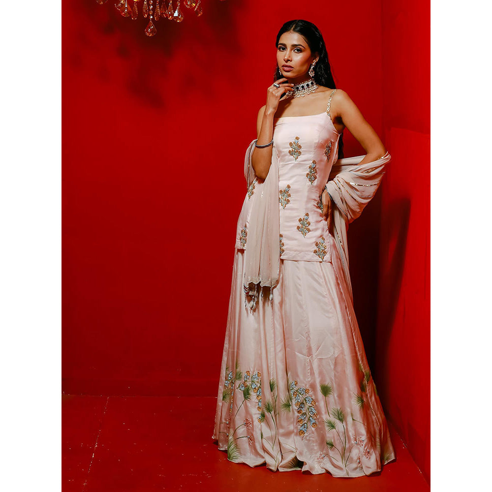 Simmi Guntaj Pink Short Kurta with Lehenga and Dupatta (Set of 3)