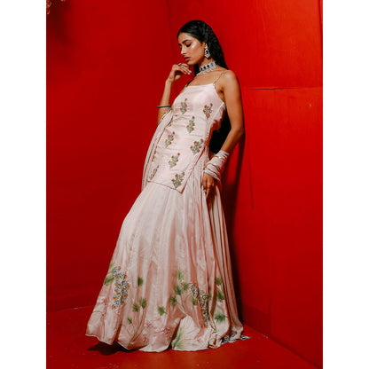 Simmi Guntaj Pink Short Kurta with Lehenga and Dupatta (Set of 3)